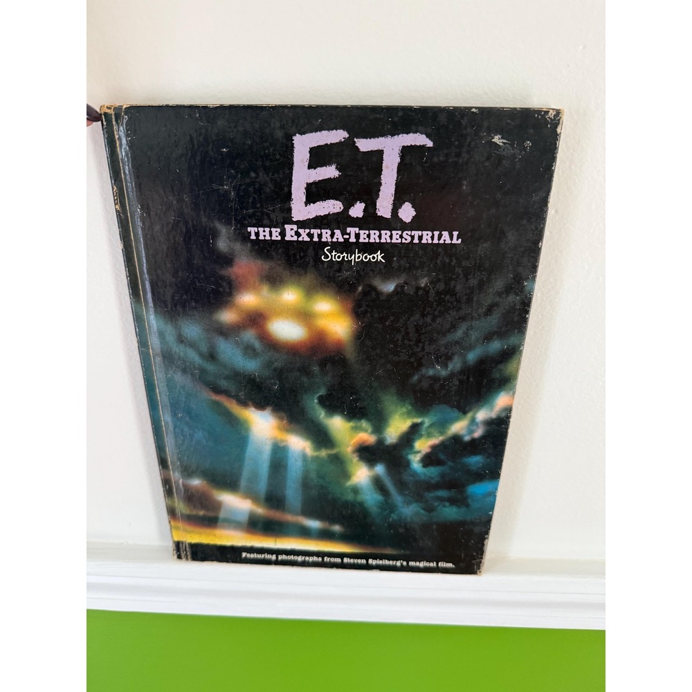 E.T. The Extra-Terrestrial Storybook (1982) | Vintage Movie Storybook